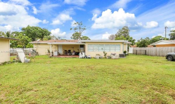 Langs Acres, 4388 Edward Rd, West Palm Beach, Florida 33406, image 1