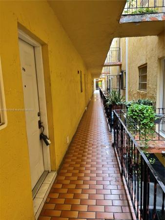 St Andrews Court, 1555 W 44th Pl #238, Hialeah, Florida 33012, image 1