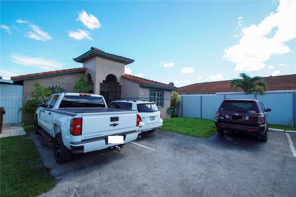 Los Palacios, 3355 W 68th St #122, Hialeah, Florida 33018, image 1