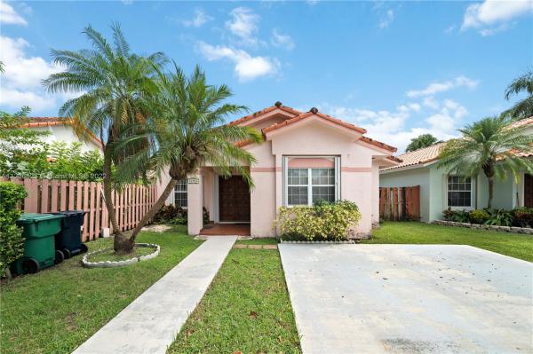 Islas Canarias Homes, 14354 SW 113th Ter, The Hammocks, Florida 33186, image 1