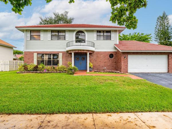 Shenandoah, 760 Blue Ridge Way, Davie, Florida 33325, image 2