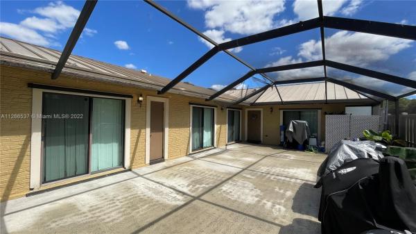 Westwood Gardens, 5612 Eagle Lake Dr, Palm Beach Gardens, Florida 33418, image 2