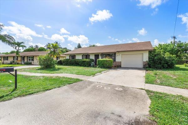 Maddock, 943 La Costa Way, Lantana, Florida 33462, image 1