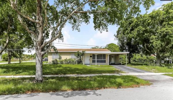 Fairmont, 3011 SW 9th St, Fort Lauderdale, Florida 33312, image 1