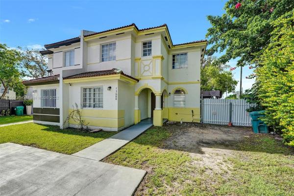Naranja Gardens, 13688 SW 264th Ter, Princeton, Florida 33032, image 1