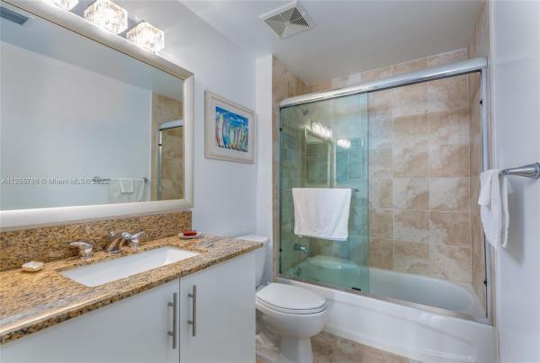 360, 7900 Harbor Island Dr #1105, North Bay Village, Florida 33141, image 1