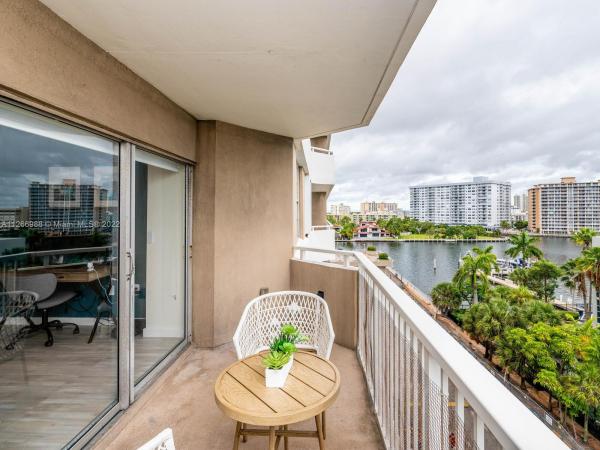 The Hemispheres, 1965 S Ocean Dr #5D, Hallandale Beach, Florida 33009, image 1