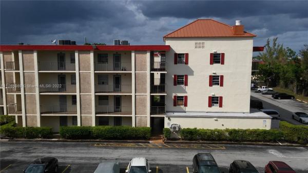 Cypress Chase, Lauderdale Lakes, Florida 33313, image 2