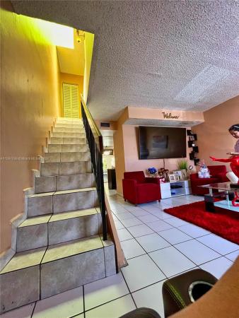 Alameda Homes, 5370 W 23rd Ct #17-7, Hialeah, Florida 33016, image 1