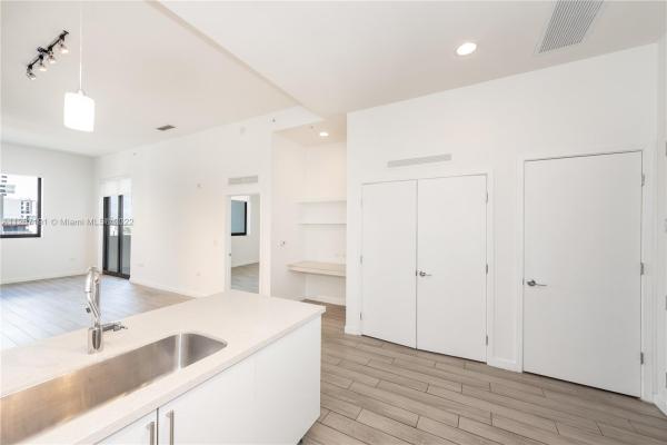 Nine At Mary Brickell Village, 999 SW 1st Ave #1113, Miami, Florida 33130, image 2
