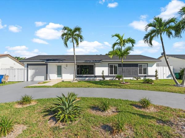 Country Lake Manors, 6651 NW 199th St, Country Club, Florida 33015, image 2