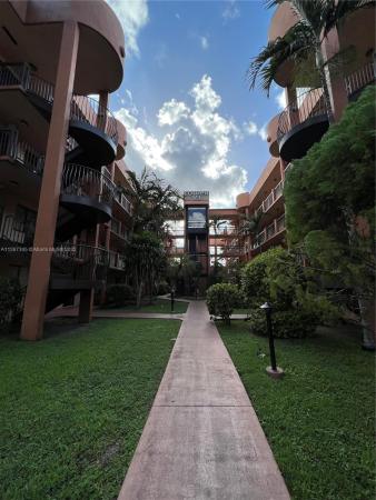 Alameda, 5560 W 21st Ct #410, Hialeah, Florida 33016, image 1