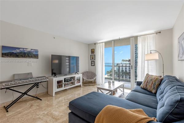 The Mark On Brickell, 1155 Brickell Bay Dr #805, Miami, Florida 33131, image 1