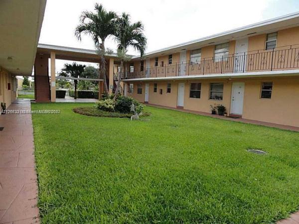 Bird Road, 3800 SW 102nd Ave #120, University Park, Florida 33165, image 1