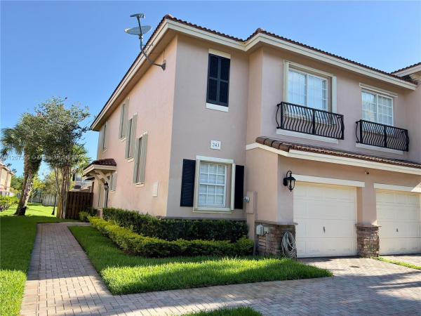 Las Brisas, 243 Las Brisas Cir #243, Sunrise, Florida 33326, image 1