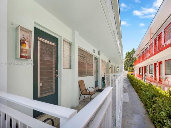 East Breeze, 1234 Euclid Ave #2, Miami Beach, Florida 33139, image 1