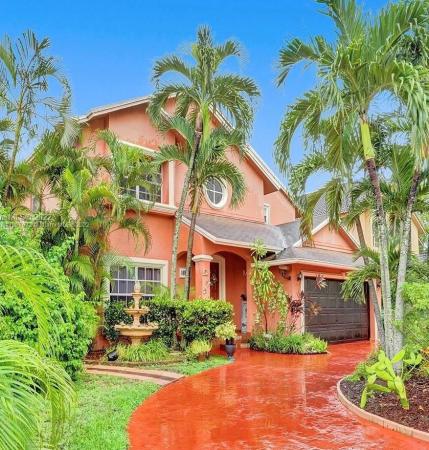 Country Lake Park, 18649 NW 78th Ct, Hialeah, Florida 33015, image 1