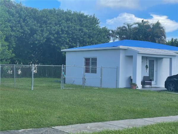 Richmond Heights Residential, 14861 Jackson St, Richmond Heights, Florida 33176, image 1