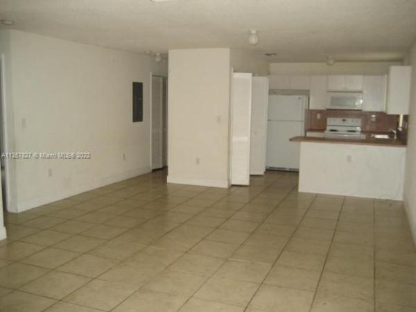 Costa Azul, 10441/10443 SW 184th St, West Perrine, Florida 33157, image 2
