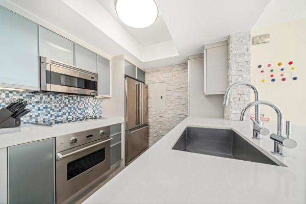 The Cosmopolitan Residences On South Beach, 110 Washington Ave #1305, Miami Beach, Florida 33139, image 1