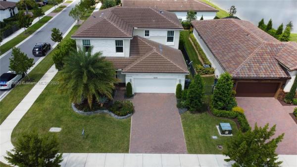 BellaSera, 3235 Dunning Dr, Royal Palm Beach, Florida 33411, image 2