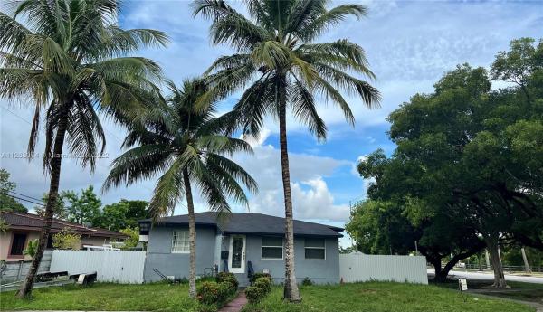 Capson Manor, 6494 W 1st Ct, Hialeah, Florida 33012, image 1