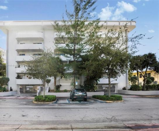 Normandy Shores Yacht & Country Club, 130 S Shore Dr #6C, Miami Beach, Florida 33141, image 1