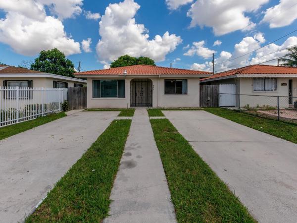 Kraftlawn, 811 W 33rd St, Hialeah, Florida 33012, image 1