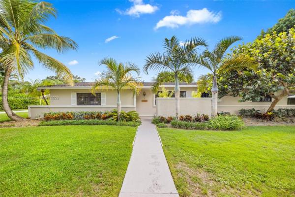 Pine Meadows, 10000 SW 136th St, Kendall, Florida 33176, image 1