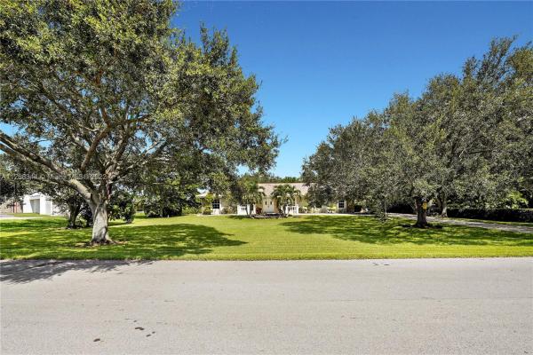 Majestic Groves, 3500 SW 117th Ave, Davie, Florida 33330, image 1
