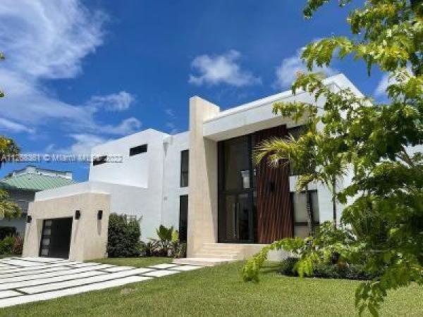 Kings Bay, Coral Gables, Florida 33158, image 1