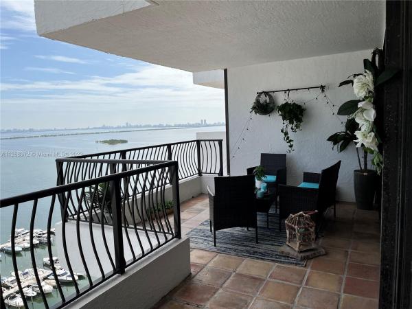 Venetia, 555 NE 15th St #25E, Miami, Florida 33132, image 2