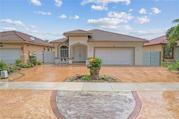 North Palm Estates, 19921 NW 77th Ct, Hialeah, Florida 33015, image 1