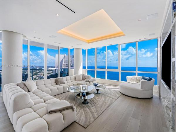 Continuum On South Beach The South Tower, 100 S Pointe Dr #3707, Miami Beach, Florida 33139, image 2