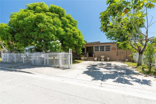 Fulford By The Sea, 1730 NE 160th St, North Miami Beach, Florida 33162, image 1
