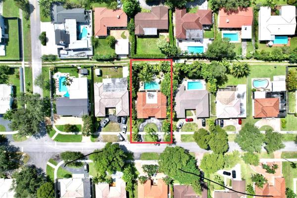 1226 Robin Ave, Miami Springs, Florida 33166, image 2