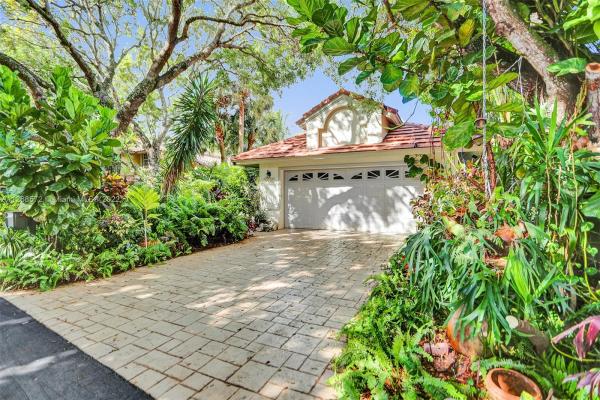 Misty Oaks At Palm-Aire, 505 Misty Oaks Dr, Pompano Beach, Florida 33069, image 1