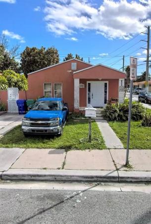 Grapeland, 2996 SW 16th St, Miami, Florida 33145, image 1