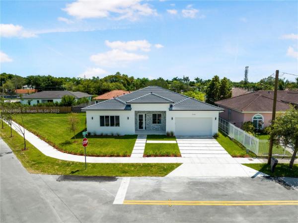 Lincoln City, 21205 Ingraham Av Rd, Cutler Bay, Florida 33189, image 1