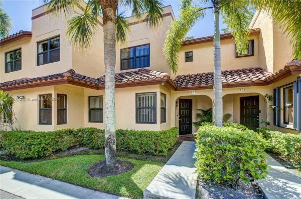 Spanish Springs Townhomes, 180 NE 17th Ct #903, Fort Lauderdale, Florida 33305, image 1