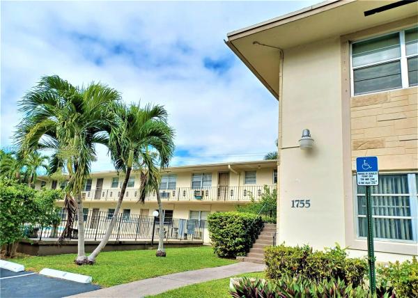 Heritage Of Sans Souci, 1755 NE 116th Rd #8, North Miami, Florida 33181, image 1