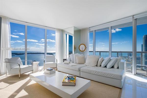 Icon Brickell Tower 2, 495 Brickell Ave #5301, Miami, Florida 33131, image 1