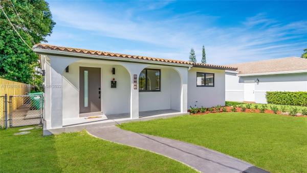 Coral Villas, 6371 SW 31st St, Coral Terrace, Florida 33155, image 2