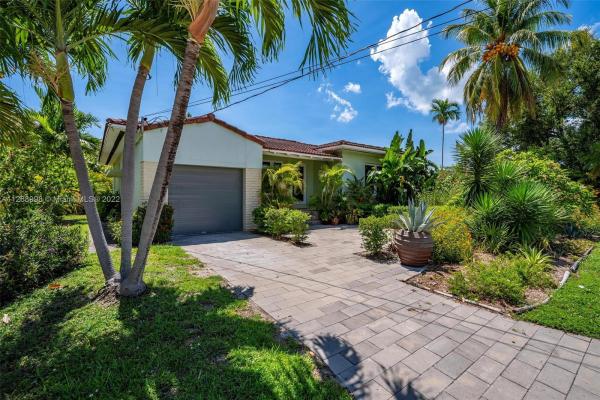 Normandy Beach, 8975 Froude Ave, Surfside, Florida 33154, image 2
