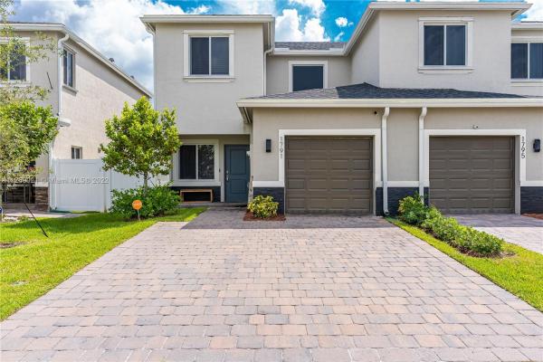 Palms At Bella Vista, 1791 SE 8th Pl, Homestead, Florida 33034, image 1