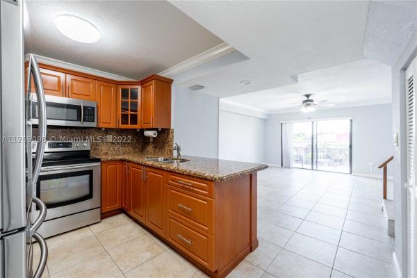 Westland Manor East, 6600 W 2nd Ct #25, Hialeah, Florida 33012, image 1