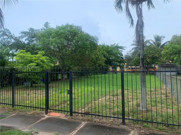 Stuart Terrace, 2460 SW 25th Ter, Miami, Florida 33133, image 1