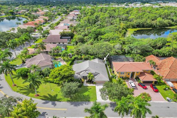 Carriage Pointe Estates, 8400 NW 43rd Ct, Coral Springs, Florida 33065, image 1