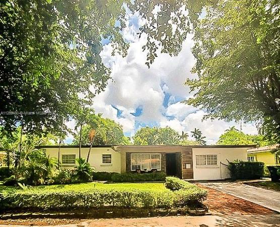 Baumgartner, 220 NE 124th St, North Miami, Florida 33161, image 1