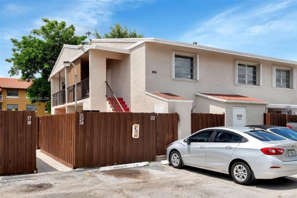 View West, 15685 SW 82nd Cir Ln #22, Kendall West, Florida 33193, image 1